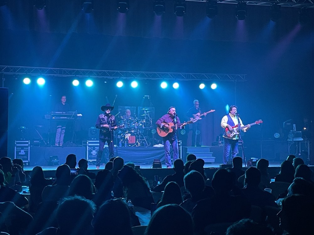 SUGAR CREEK MUSIC HALL Updated September 2024 1428 Darlington Ave