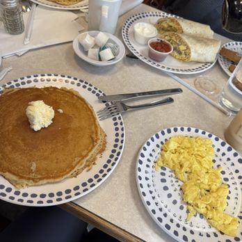 Union Station Deli - Pancakes, eggs, wrap - Delis Near Me - Joplin, Missouri Union Station Deli - Pancakes, eggs, wrap - Delis Near Me - Joplin, Missouri