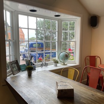 Handlebar Cafe - Coffee & Tea Near Me - Nantucket, Massachusetts Handlebar Cafe - Coffee & Tea Near Me - Nantucket, Massachusetts