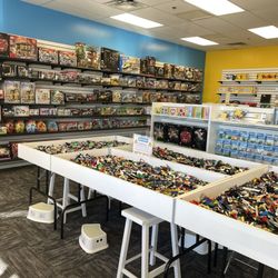 Bricks & Minifigs Mesa Red Mountain - Bulk and more