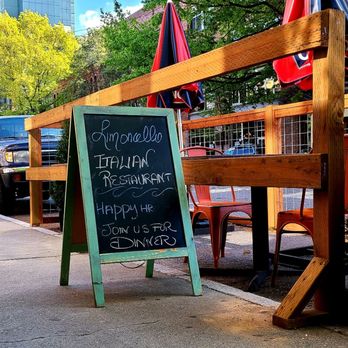 Limoncello Belltown - Street side Patio - Italian Near Me - Seattle, Washington