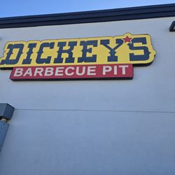 Dickey's Barbecue Pit