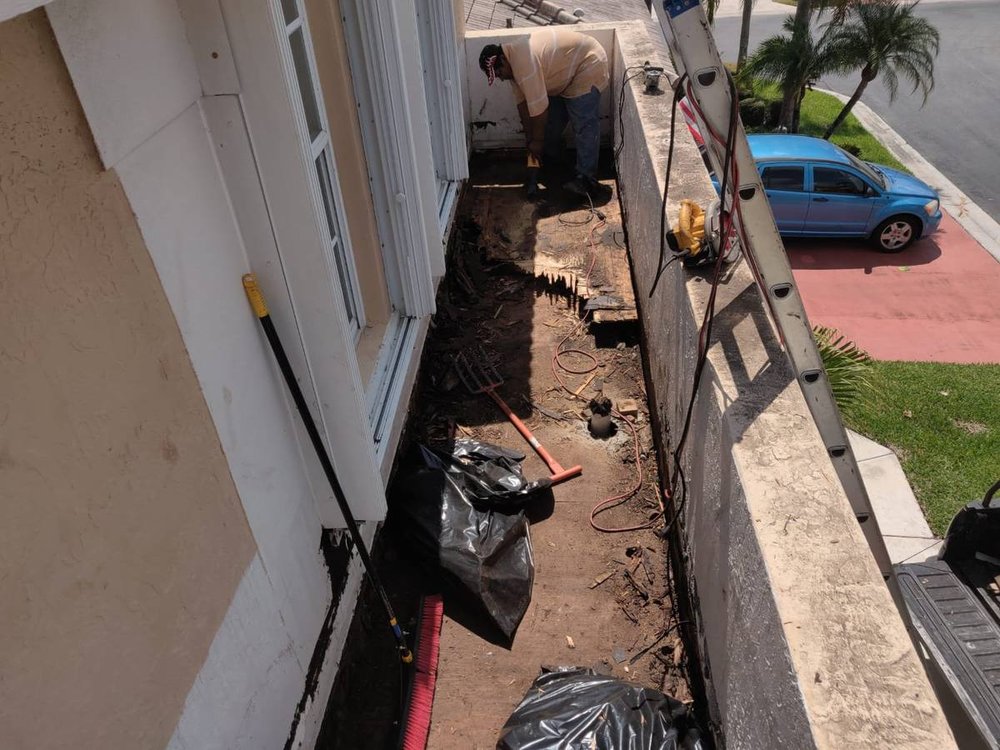 Slide of Roofing Clan