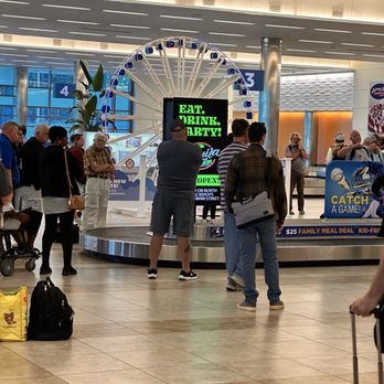 MYRTLE BEACH INTERNATIONAL AIRPORT - Updated January 2026 - 355 Photos