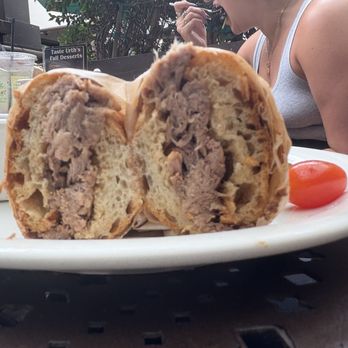 Urth Caffé - Pot roast sandwich - Breakfast & Brunch Near Me - Santa Monica, California