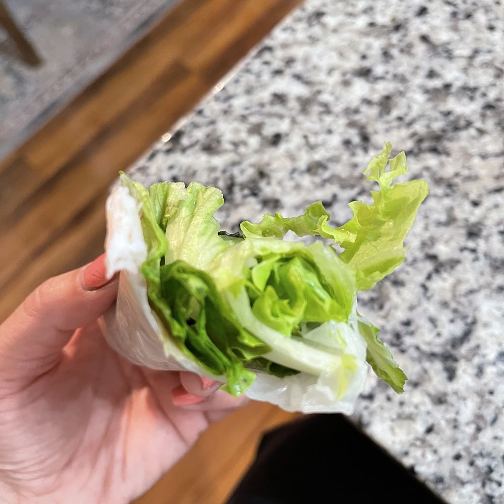 Pho 83 - Spring roll with just lettuce - Vietnamese Near Me - Shakopee, Minnesota Pho 83 - Spring roll with just lettuce - Vietnamese Near Me - Shakopee, Minnesota