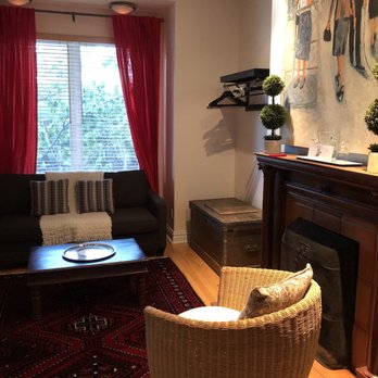 Bons Matins - Living room area 706 - Bed & Breakfast Near Me - Montreal, Quebec Bons Matins - Living room area 706 - Bed & Breakfast Near Me - Montreal, Quebec