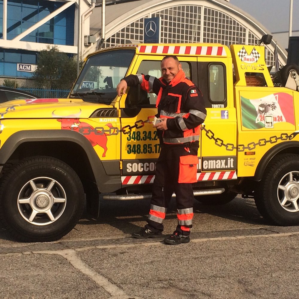 AGGIORNAMENTO! Poiché sono un soggetto inquieto 😅, stamane ho subito  sporto denuncia presso la caserma della Polizia Locale e, con quella, mi  sono recato in quella che, per me, è la migliore, image size:1000x1000