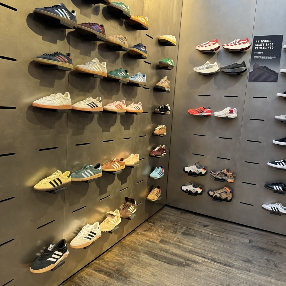 adidas store 42nd street
