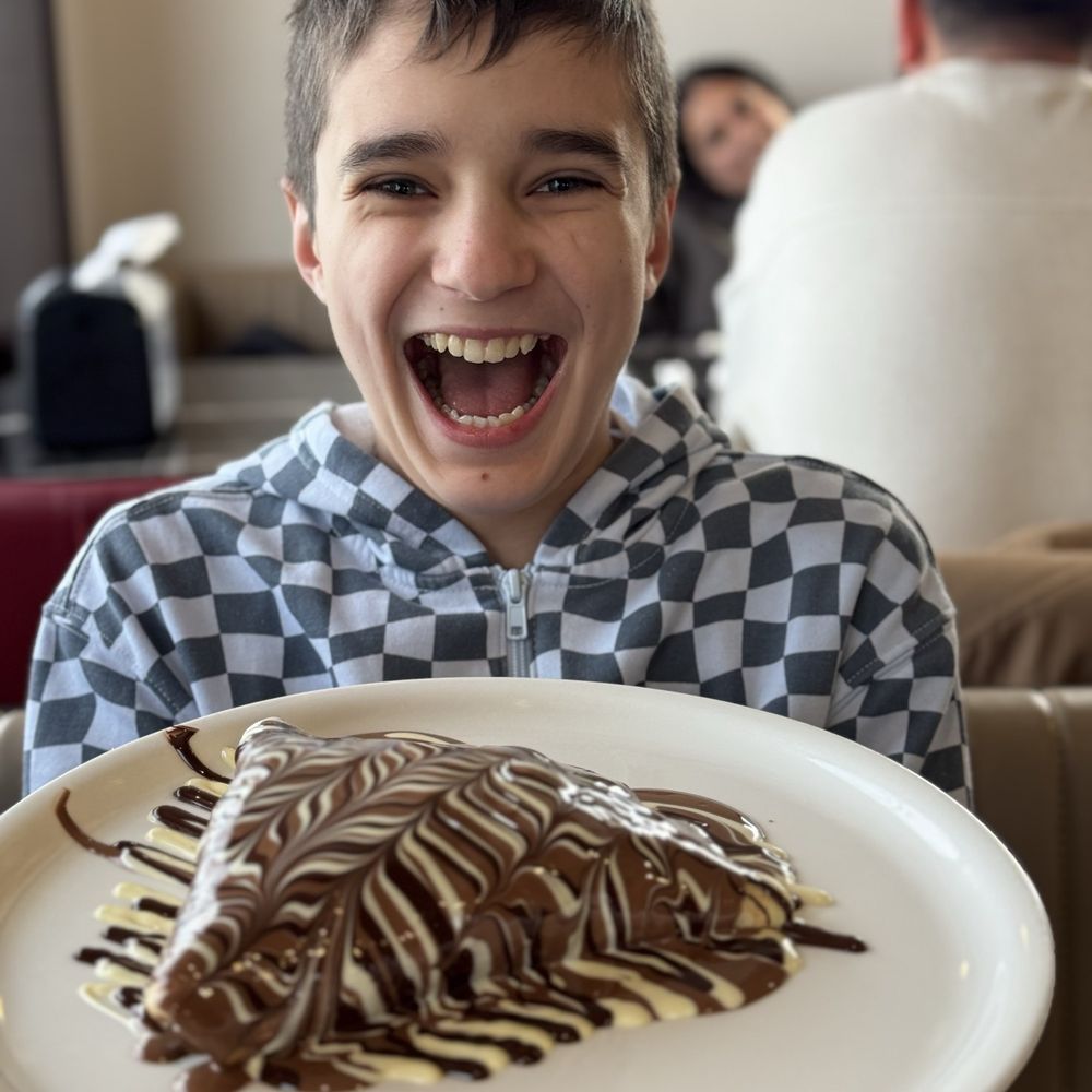 Melt n Dip - Me smiling with Melt N Dip Crepe - Ice Cream & Frozen Yogurt Near Me - Aurora, Illinois Melt n Dip - Me smiling with Melt N Dip Crepe - Ice Cream & Frozen Yogurt Near Me - Aurora, Illinois