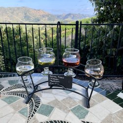 Estate D'Iacobelli - White/Rose Tasting Flight