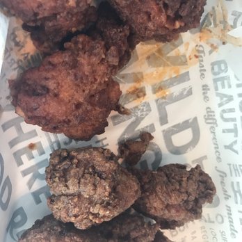 Wild Wing Cafe - Gonna get more next time to pop in the fridge and take along for leftovers! - Chicken Wings Near Me - Pooler, Georgia