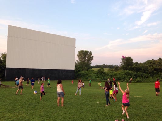 Warwick Drive-In Theater by null