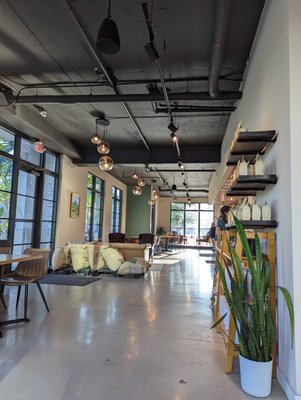 Common Grounds Brew & Roastery by null