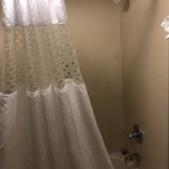 Hampton Inn & Suites Springfield - Shower - Hotels Near Me - Springfield, Missouri Hampton Inn & Suites Springfield - Shower - Hotels Near Me - Springfield, Missouri