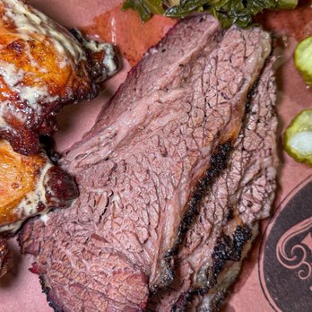 The Smoke Pit - Southern Near Me - Salisbury, North Carolina