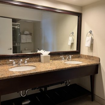 Best Western Plus Island Palms Hotel & Marina - Suite - San Diego, CA