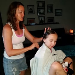 AZ Lice Pro - Great photo of my daughter's eggs being removed by Heather!