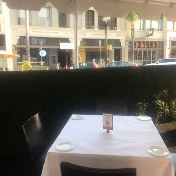 Mi Piace - Dining area.... PERFECT ambiance!! - Italian Near Me - Pasadena, California Mi Piace - Dining area.... PERFECT ambiance!! - Italian Near Me - Pasadena, California