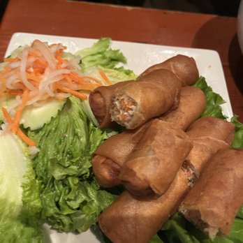 Pho Show - Fried egg rolls - Vietnamese Near Me - Culver City, California Pho Show - Fried egg rolls - Vietnamese Near Me - Culver City, California