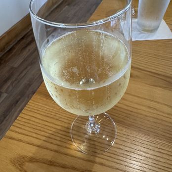 Russell's on Lake Ivanhoe - American Near Me - Orlando, Florida