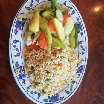 Vina Asian Restaurant - Chicken n rice - Vietnamese Near Me - Spokane, Washington
