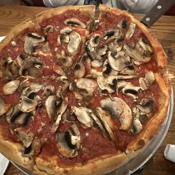 Giordano's - Chicken sausage, mushroom and spinach Chicago deep dish pizza - Pizza Near Me - Chicago, Illinois Giordano's - Chicken sausage, mushroom and spinach Chicago deep dish pizza - Pizza Near Me - Chicago, Illinois
