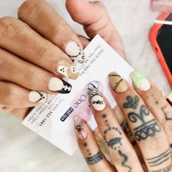 U One Nail Spa - Ready  for Halloween.