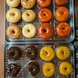 Hooper's Donuts Logo