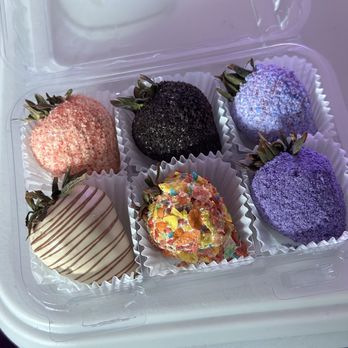Dipped by Dee - Desserts Near Me - Aiea, Hawaii