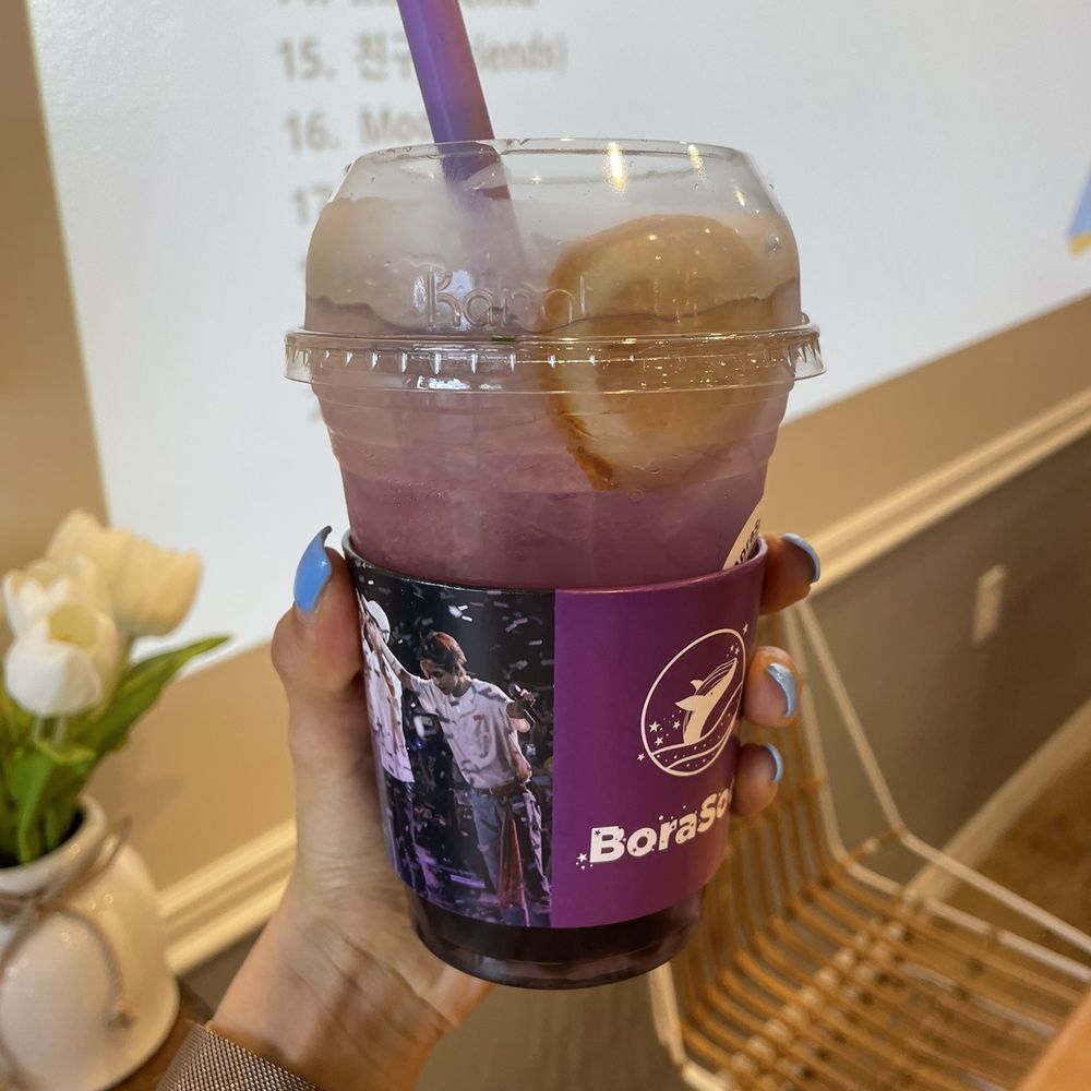 BoraSoo Cafe - Look at the cute K-pop themed cup holders! - Bubble Tea Near Me - Davie, Florida