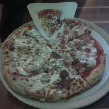 Pizza Pazza - Mitad Carnívora mitad Saporita, uhmmm... - Pizza Near Me - Madrid, M Pizza Pazza - Mitad Carnívora mitad Saporita, uhmmm... - Pizza Near Me - Madrid, M