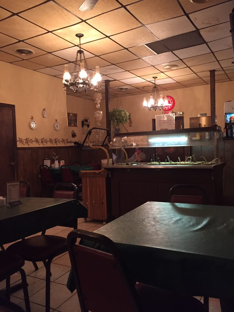 PALACE RESTAURANT Updated September 2024 23 Reviews 225 Main St