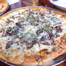 Fungi Garcia Pizza