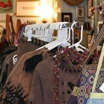 Basile Studio Shop - Photo courtesy of the Indianapolis Art Center Web site. - Flowers & Gifts Near Me - Indianapolis, Indiana Basile Studio Shop - Photo courtesy of the Indianapolis Art Center Web site. - Flowers & Gifts Near Me - Indianapolis, Indiana
