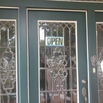 Yoakum Heritage Museum - Door says open. It's not - Museums Near Me - Yoakum, Texas