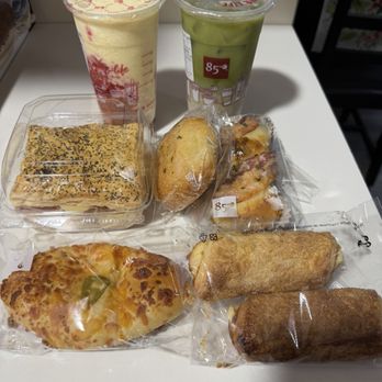 85°C Bakery Cafe-Daly City - Coffee & Tea Near Me - Daly City, California 85°C Bakery Cafe-Daly City - Coffee & Tea Near Me - Daly City, California