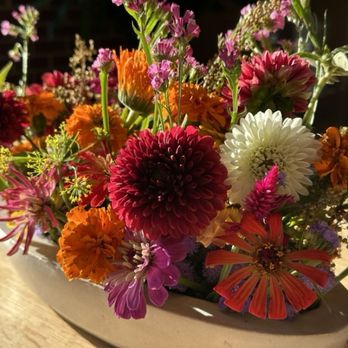 Salt Yard Cafe & Bar - Fresh flowers on the table - New American Near Me - Portland, Maine
