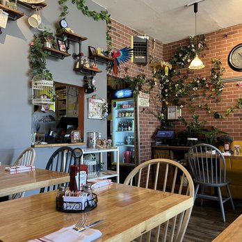 Sistory - Inside the restaurant - Thai Near Me - Albany, California Sistory - Inside the restaurant - Thai Near Me - Albany, California