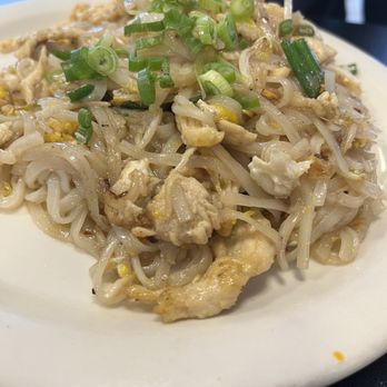 Thai Bistro & Sushi - Pad Thai - Thai Near Me - San Antonio, Texas Thai Bistro & Sushi - Pad Thai - Thai Near Me - San Antonio, Texas