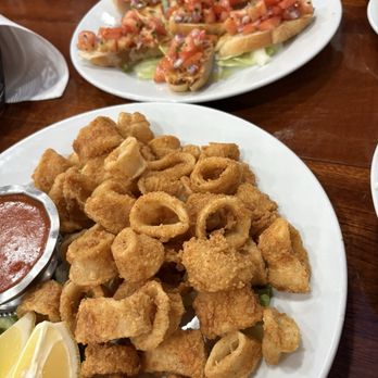 Çakor Restaurant - Fried calamari and Bruschetta - Mediterranean Near Me - Bronx, New York