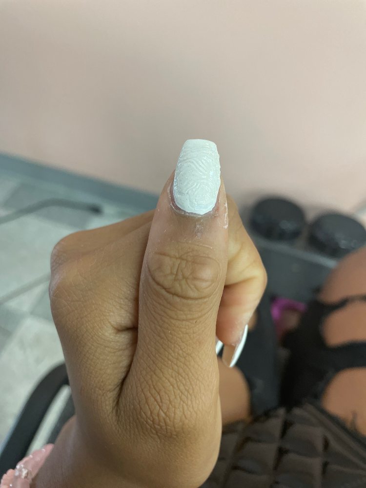 DIAMOND NAILS Updated August 2024 5201 S Laburnum Ave, Richmond