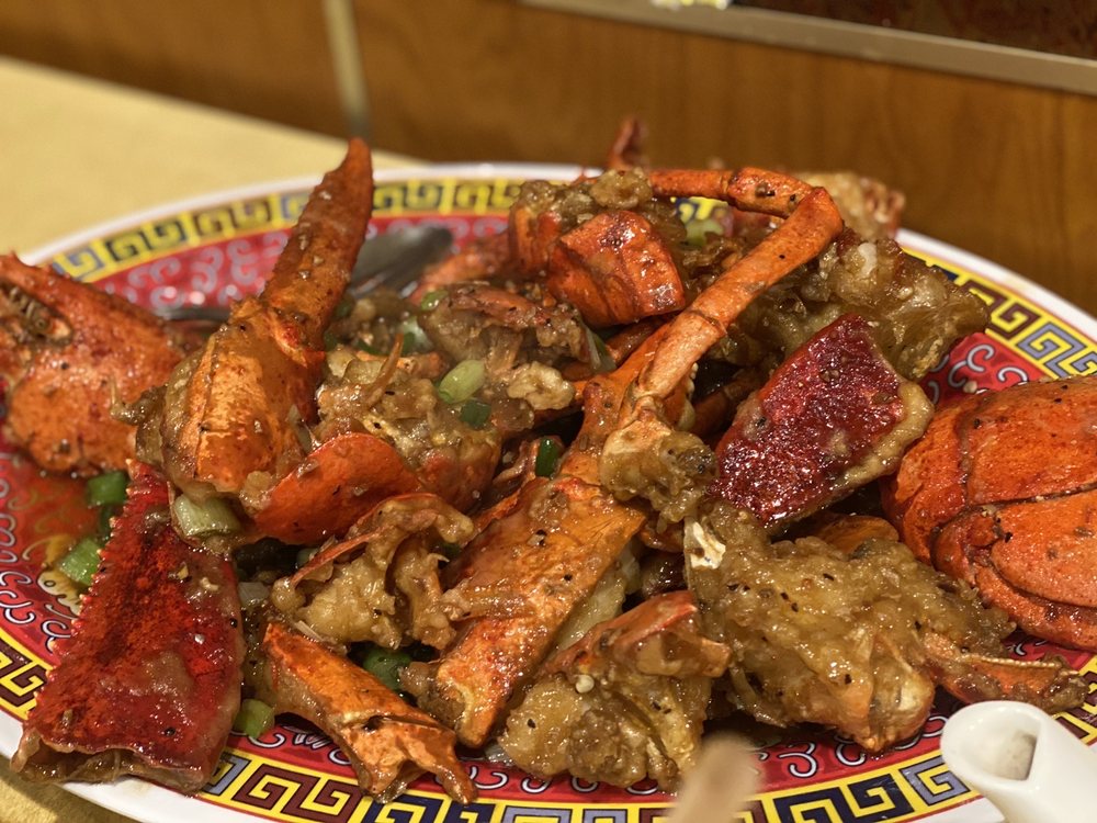 Capital Seafood Restaurant - Photo 3