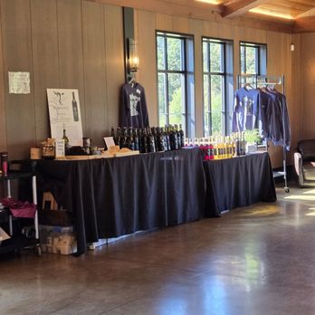 7 Vines Vineyard - Wines available for sale - Venues & Event Spaces Near Me - Dellwood, Minnesota 7 Vines Vineyard - Wines available for sale - Venues & Event Spaces Near Me - Dellwood, Minnesota