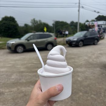 Me & Ben's Dairy Creme - Blueberry soft serve ice cream - Ice Cream & Frozen Yogurt Near Me - Birch Harbor, Maine Me & Ben's Dairy Creme - Blueberry soft serve ice cream - Ice Cream & Frozen Yogurt Near Me - Birch Harbor, Maine