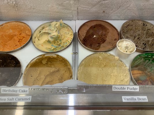 Bubbies Homemade Ice Cream and Desserts by null