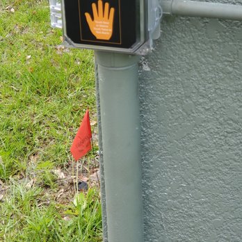 Lee Kirk & Sons Septic - New Alarm box with proper wiring - Septic Services Near Me - Lakeland, Florida Lee Kirk & Sons Septic - New Alarm box with proper wiring - Septic Services Near Me - Lakeland, Florida