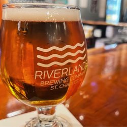 Riverlands Brewing Company - Bar