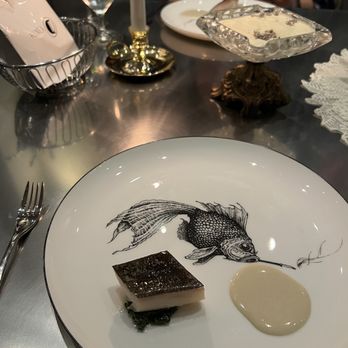Alinea - New American Near Me - Chicago, Illinois Alinea - New American Near Me - Chicago, Illinois