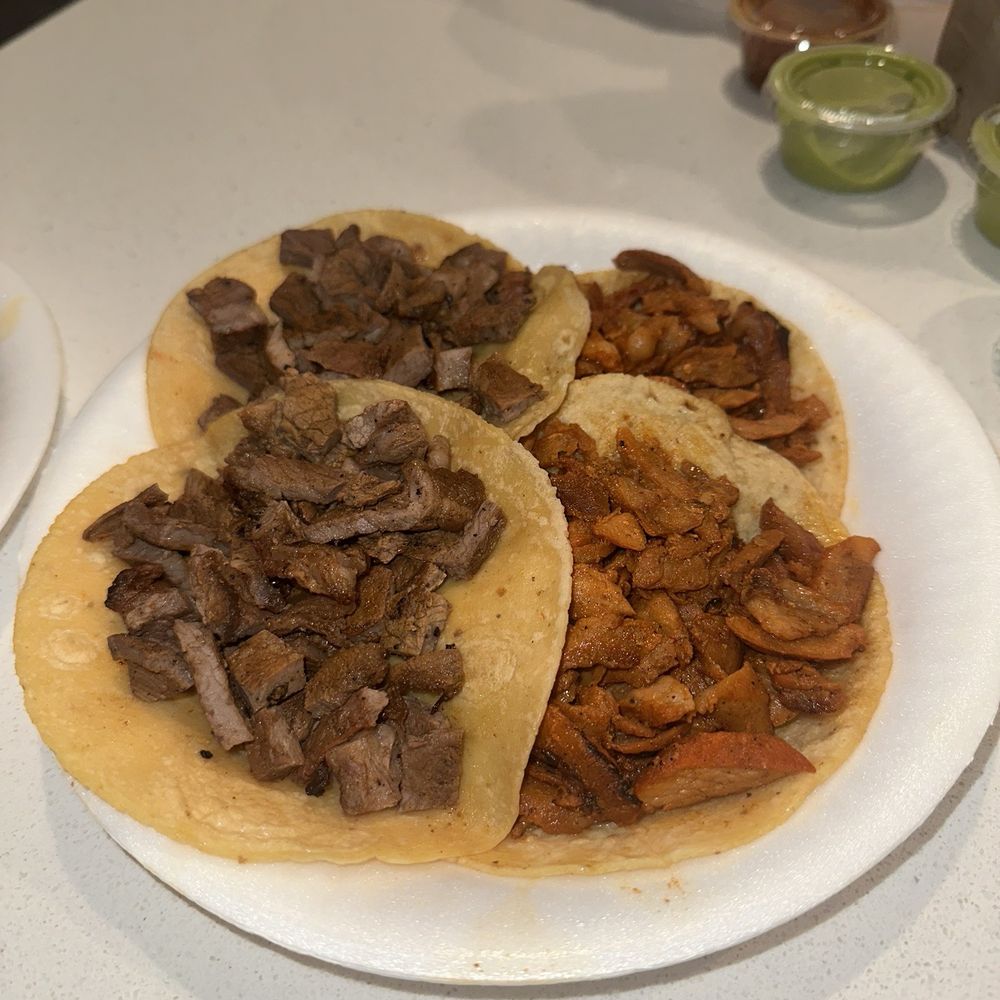 Tacos El Cabezon - Asada Al pastor - Tacos Near Me - Fresno, California Tacos El Cabezon - Asada Al pastor - Tacos Near Me - Fresno, California